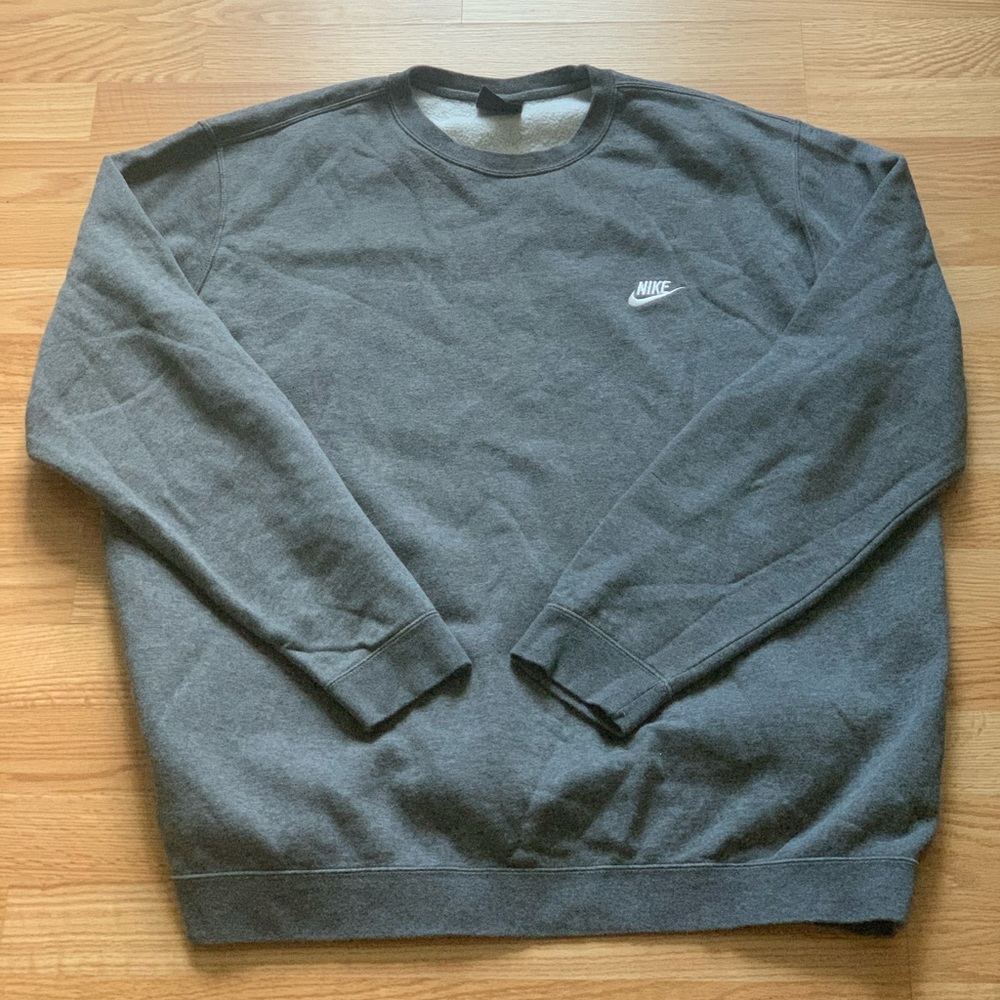 Nike sweatshirt size 3XL